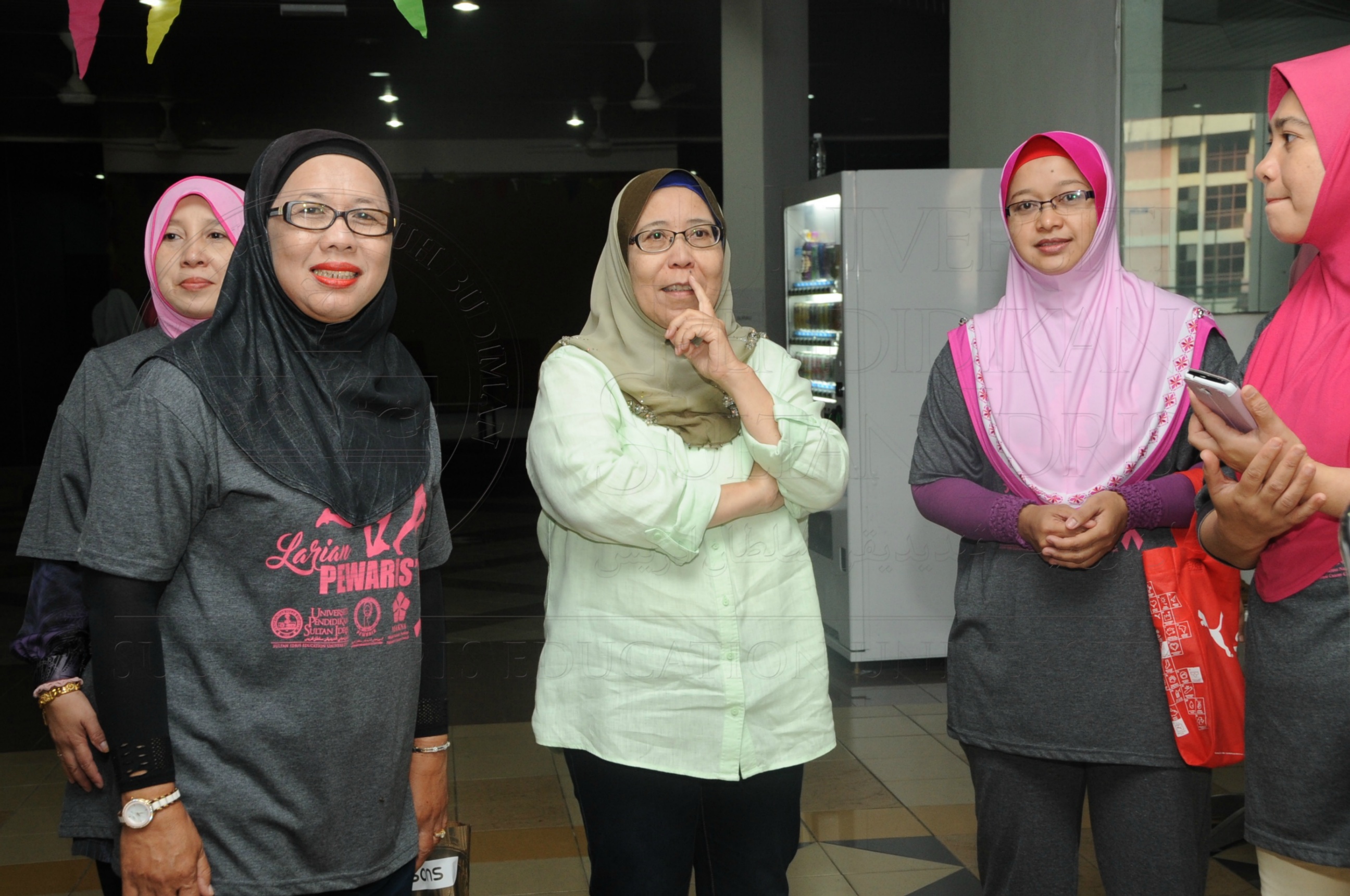 PRO 16 69 Karnival Pewaris 2016   UPSIHAS 8199